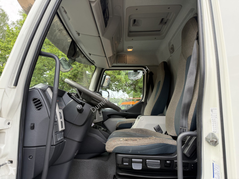 Kamion Volvo FL250.18 Carrier Supra 850Mt