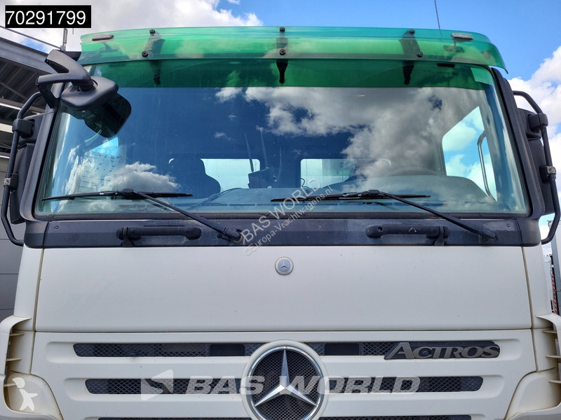Camion Mercedes 3241 8X4 9m3 Schwing Stetter...