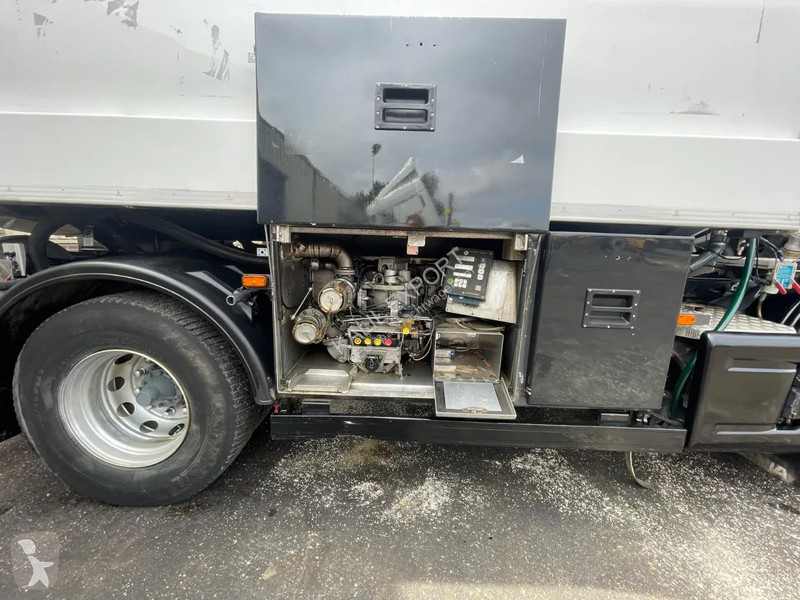 Camion Scania P-230 Fuel Tank Truck 13.240L...