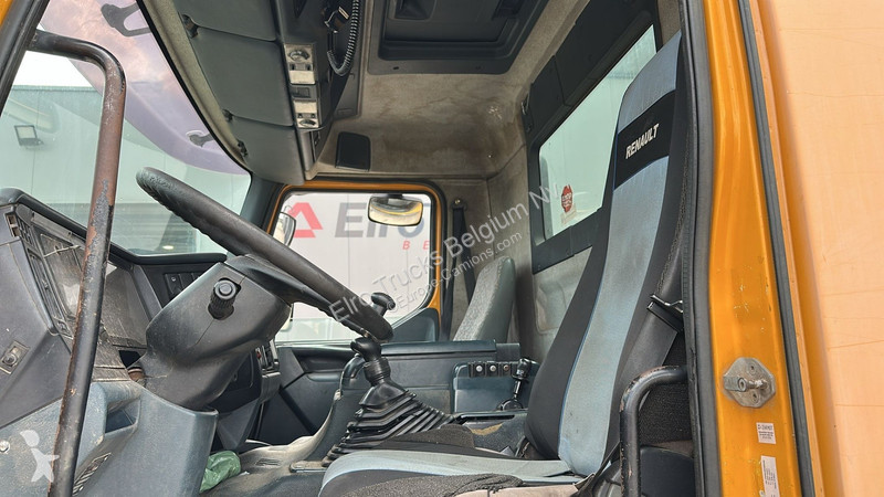 Camion Renault 385 (POMPE MANUELLE / MANUAL...