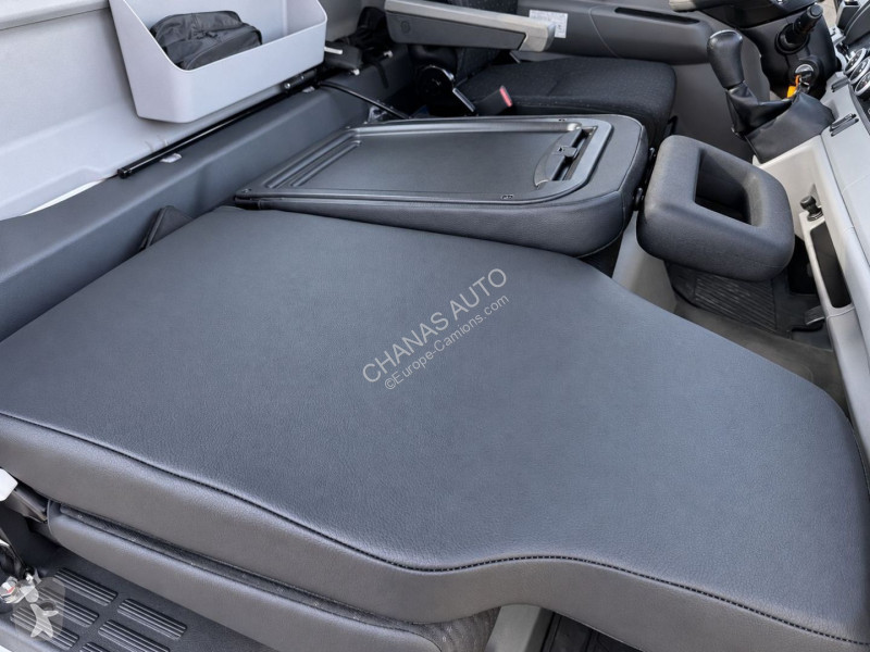 Užitkové vozidlo Mitsubishi 3C15 150CV 3L BOB...