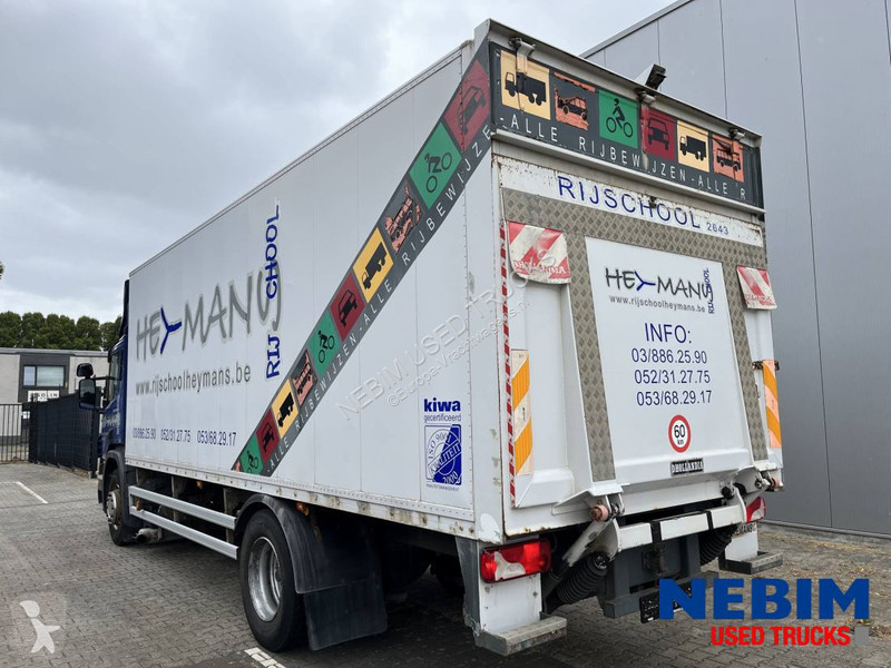 Camion Scania P270 - 343.8km - 3 front seats