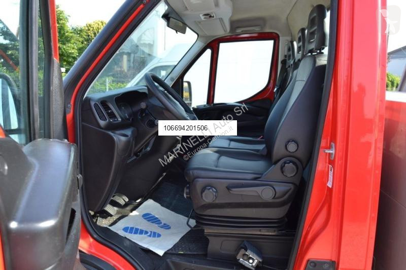 Véhicule utilitaire Iveco 35C13 2.3 CASSONE...