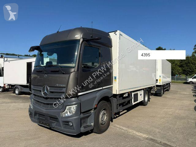 Camion remorque Mercedes ACTROS 1845