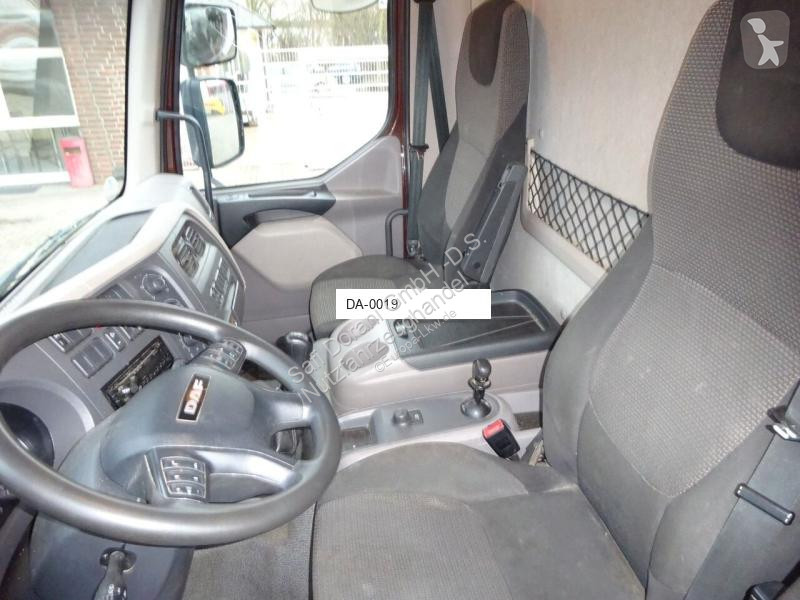 شاحنة DAF LF 220 Koffer mit Palfinger LBW 4x2