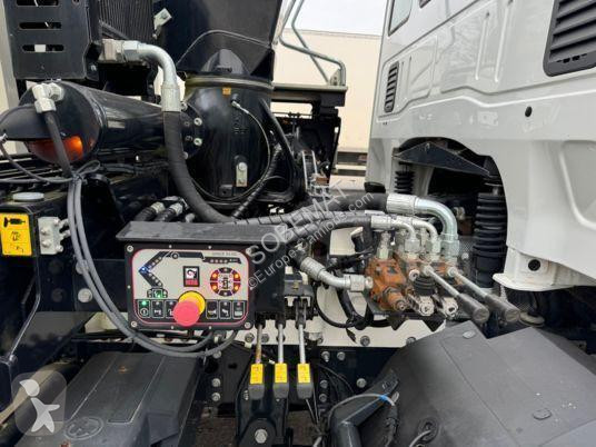 شاحنة Iveco X-HIDUO 158 B-1