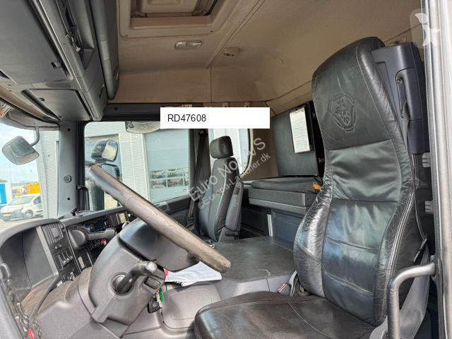 شاحنة Scania P400 8x2*6 HMK Bilcon 24.000 l....