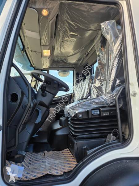 شاحنة Iveco