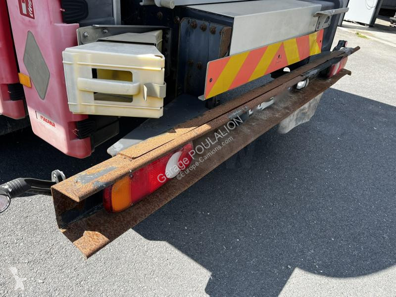 شاحنة Renault  280 E6  D18 P 4X2 CITERNE CARB...
