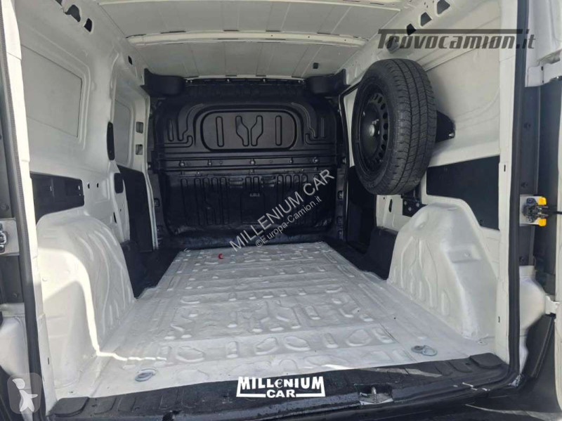 Fiat DOBLÒ MAXI 3 POSTI METANO KM 85MILA van