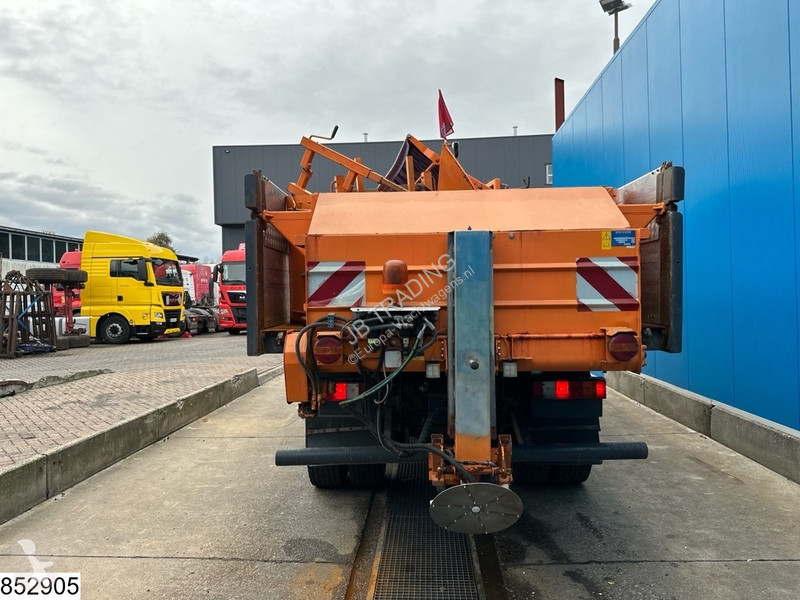 Mercedes 1832 4X4, Grit spreader, Snow plough,...