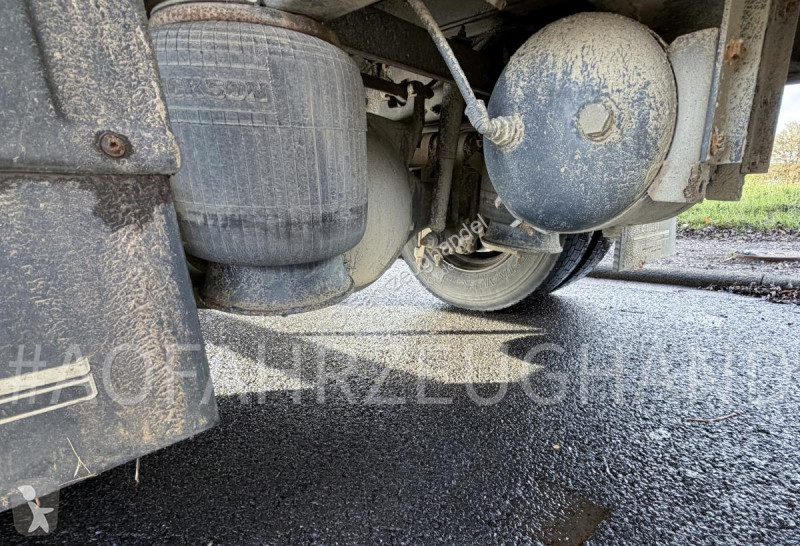 شاحنة Iveco 120E21 -E6 - air suspension rear