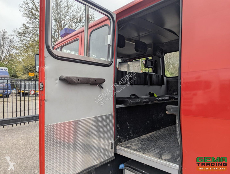 شاحنة Mercedes AF 4x4 Dubbelcab 6Cil - 9 Pers -...