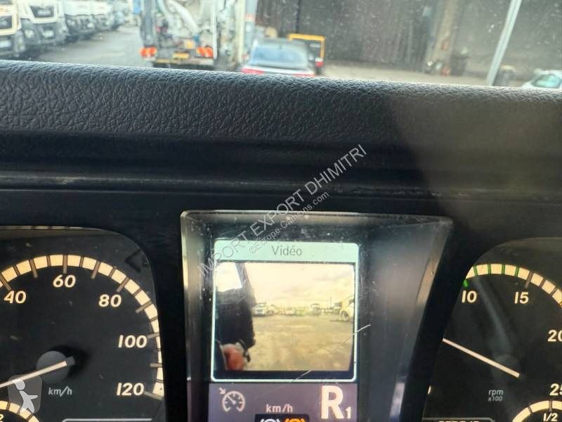 شاحنة Mercedes