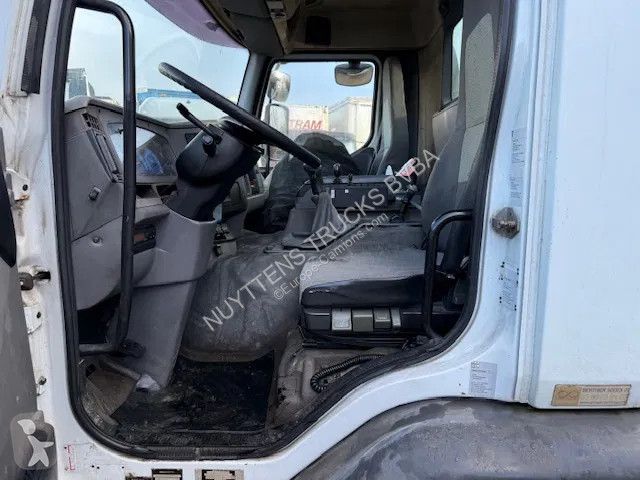 شاحنة Renault 420  420 DCI