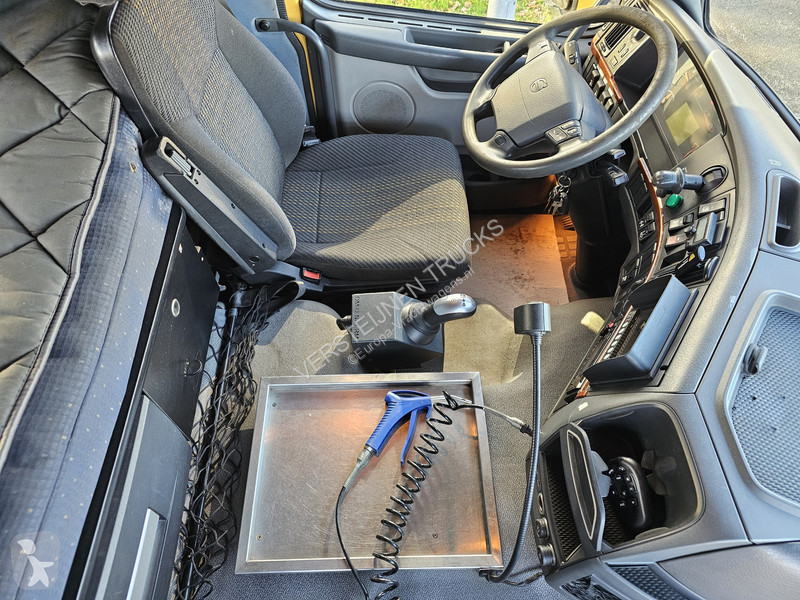 شاحنة Volvo FM2850-T / 10x4 / PENZ CRANE / KRAN
