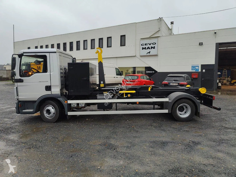 شاحنة MAN 12.250 with NEW Containersystem /...
