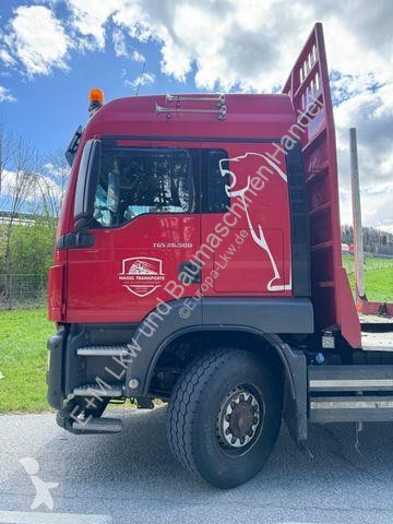 شاحنة MAN TGX 33.500 4X6 HOLZ KRAN ANHÄNGER