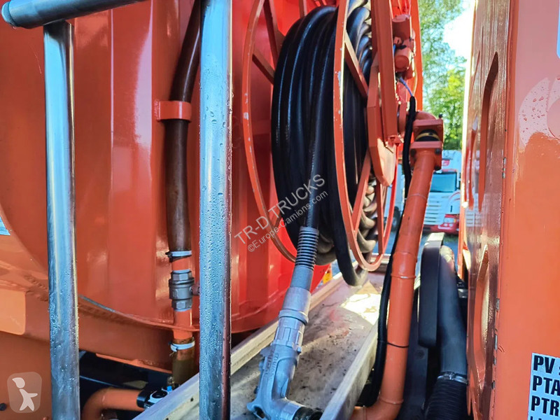 شاحنة Renault 300 DXI 13500L CARBURANT / FUEL -...