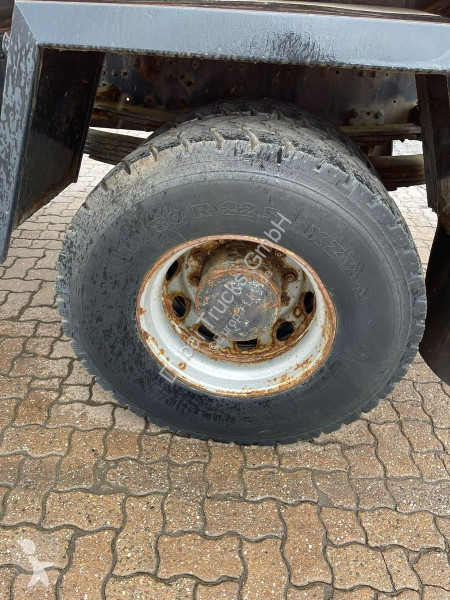 شاحنة Iveco...