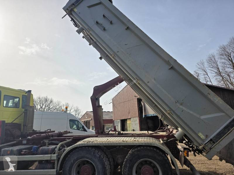 شاحنة Iveco
