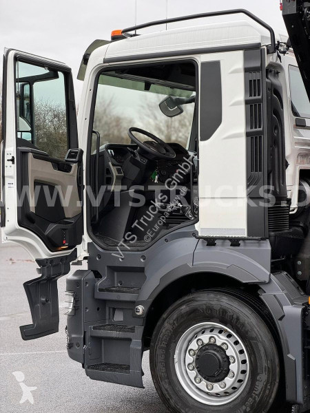شاحنة MAN 26.520 6x4H-4 BL Meiler + HMF 2320...