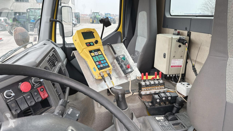 شاحنة Renault 370 DCI 6x4