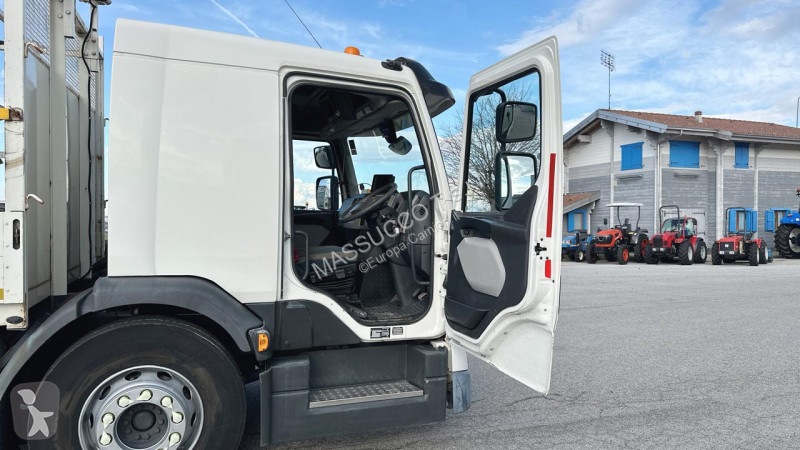 شاحنة Volvo FE 250 4X2
