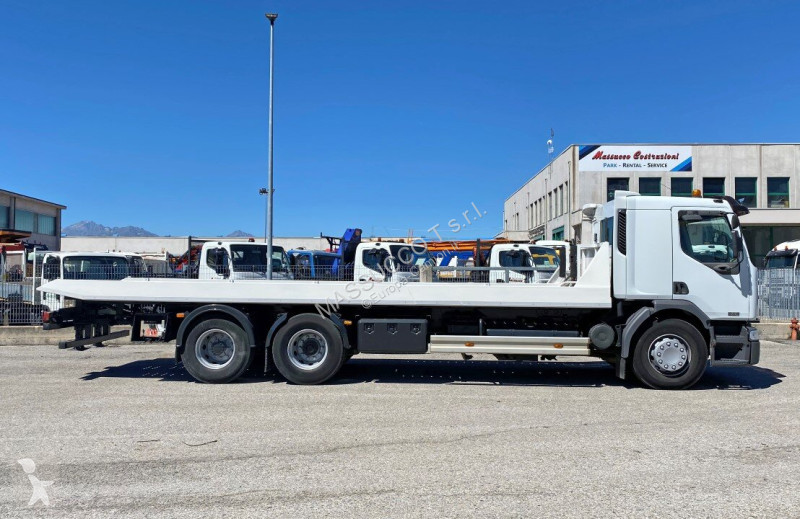 شاحنة Renault 370 6x2