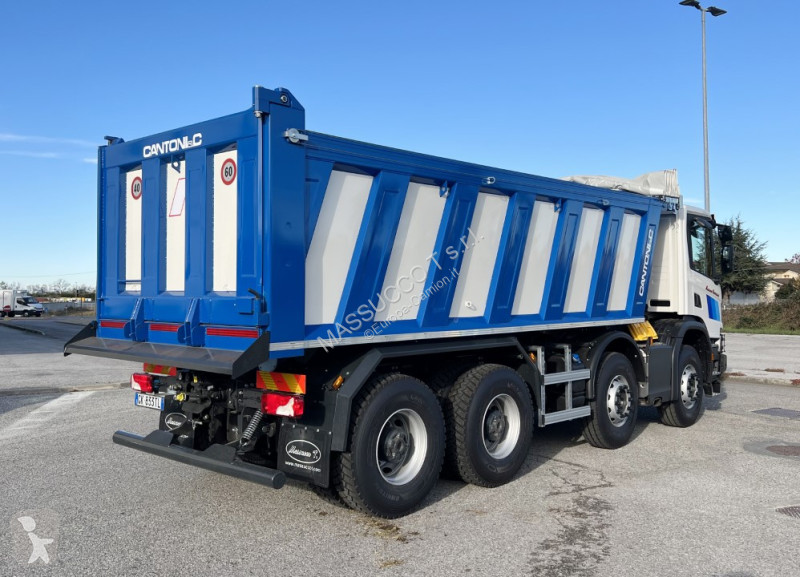 شاحنة Scania P500 XT 8X4