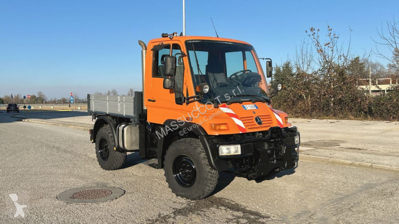 شاحنة Mercedes 405-10 4X4
