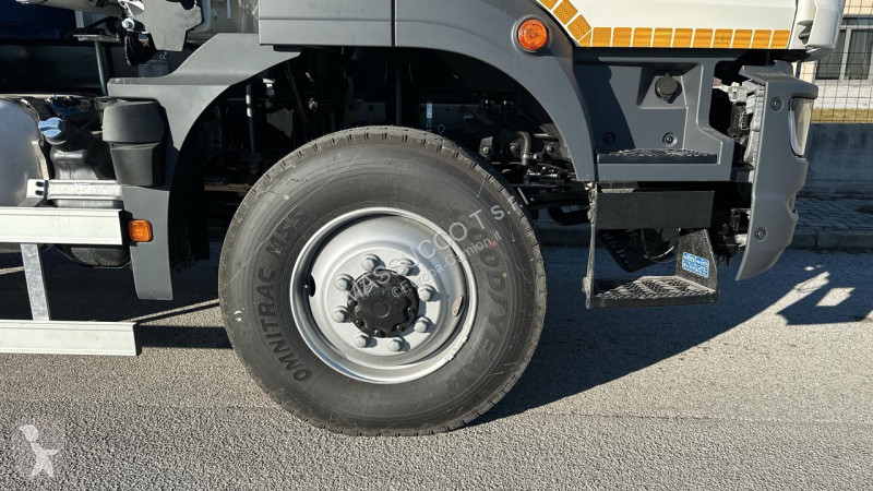 شاحنة MAN TGM 13.250 4x4