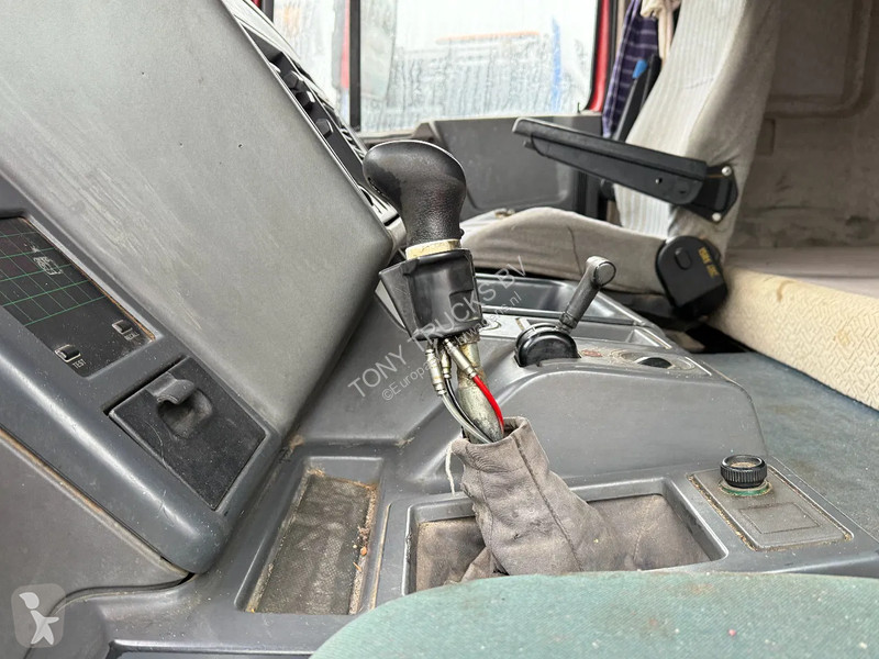 شاحنة DAF 95360 4X2 SPRING/SPRING ZF MANUAL...