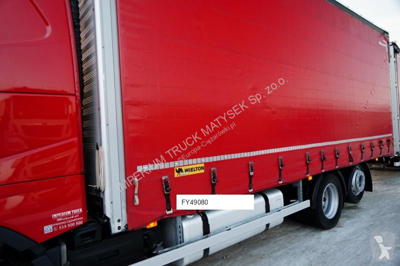 شاحنة مقطورة Volvo FH 460