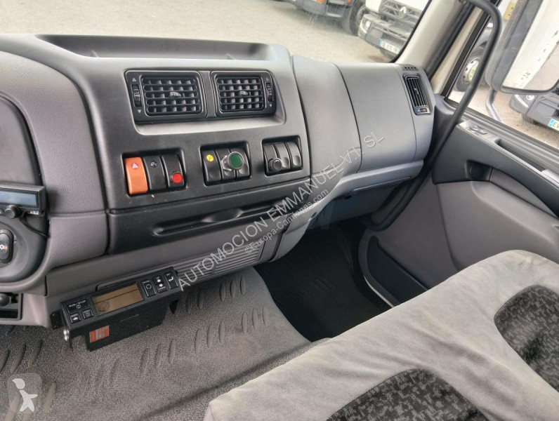 شاحنة DAF 220