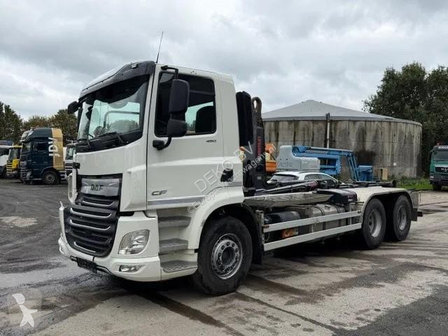 شاحنة DAF 480 HOOK ARM/ROLL-OFF TIPPER