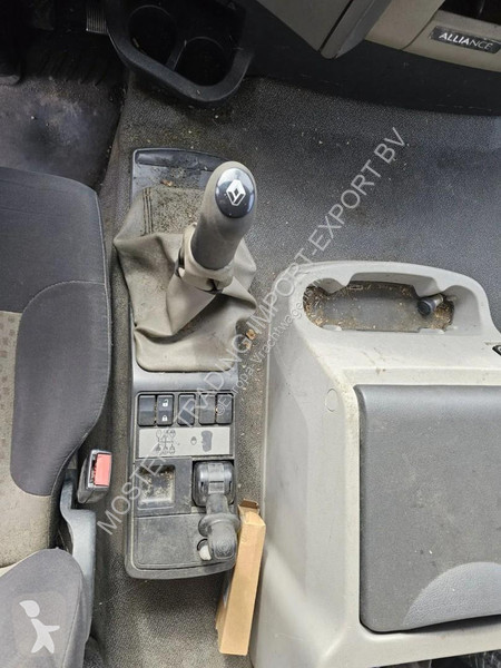 شاحنة Renault 270 DXI Renault 270 DXI – 4x2 –...