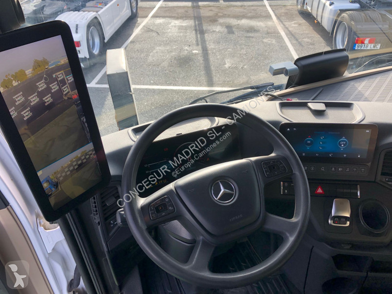 شاحنة Mercedes  2648 L CHASIS + BDF