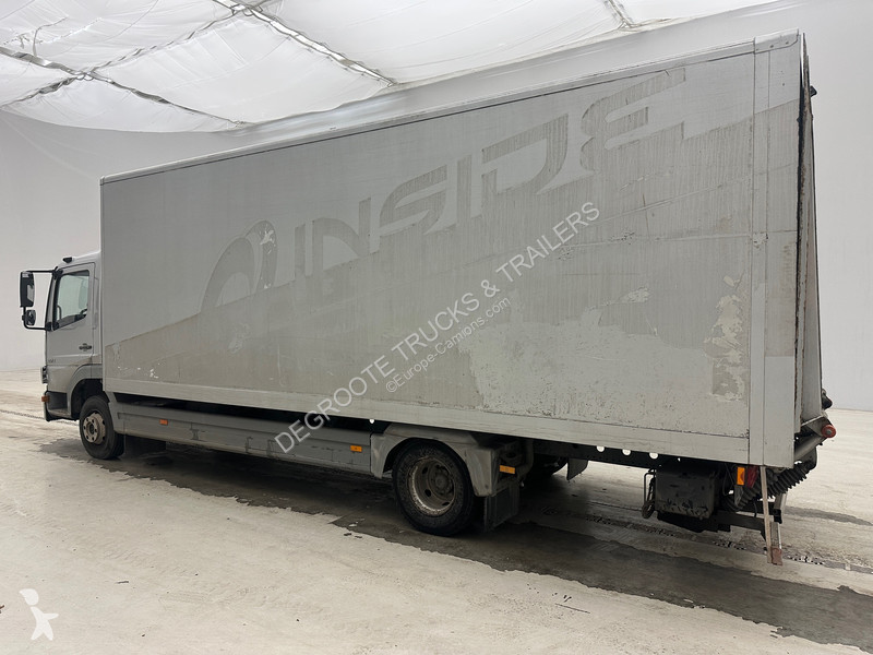Camion Mercedes 1024
