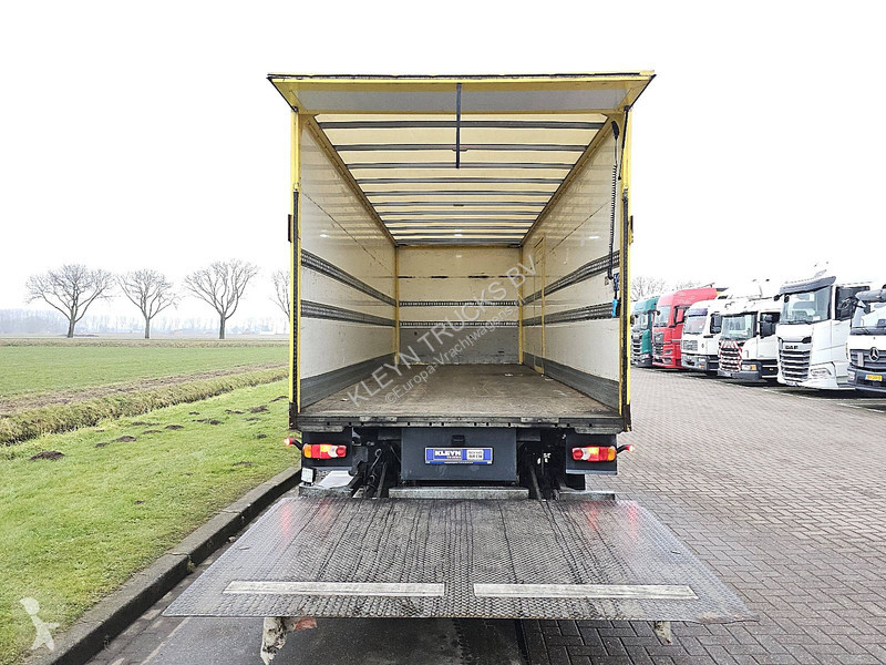 شاحنة Iveco 120E21 EUROCARGO AIRCO TAILLIFT