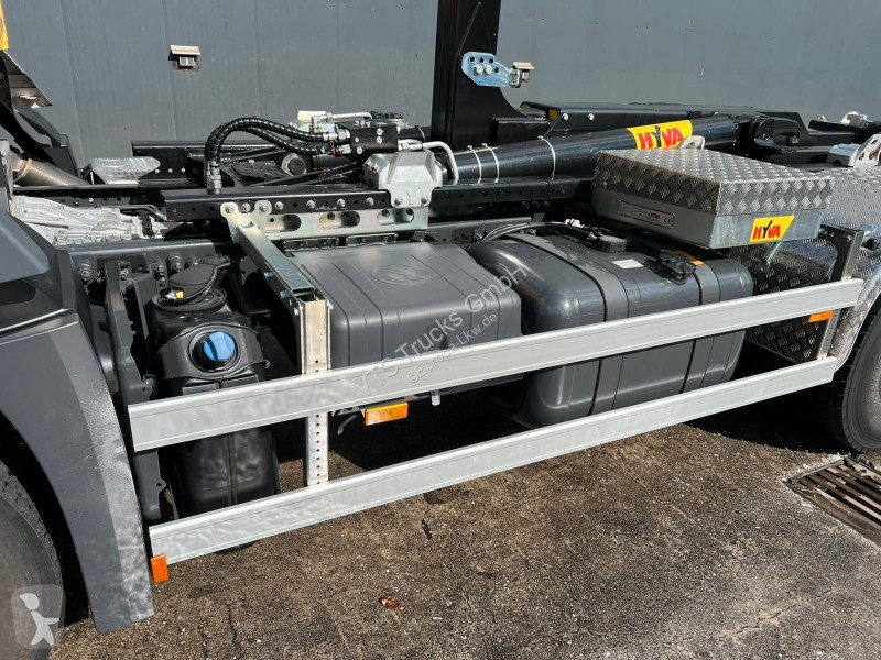شاحنة Mercedes 2646 mit HYVA 2047-S...