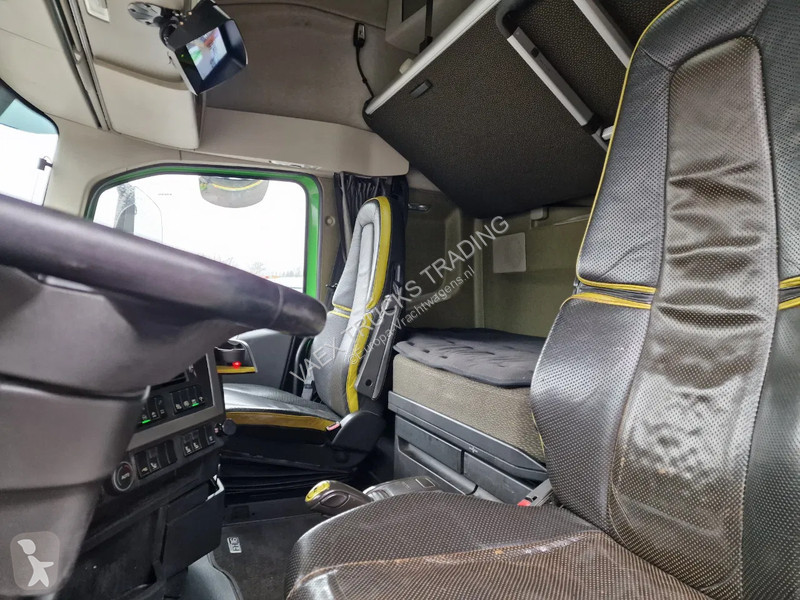 شاحنة Volvo 16750 Globetrotter XL 6x2 - 20T...