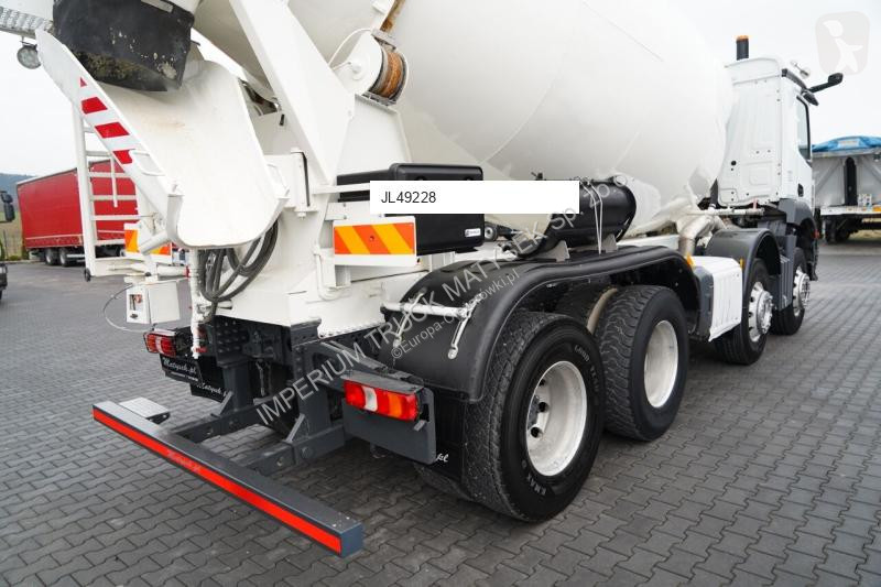 Betonárske zariadenie Mercedes 3240