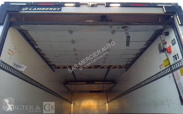 شاحنة Iveco
