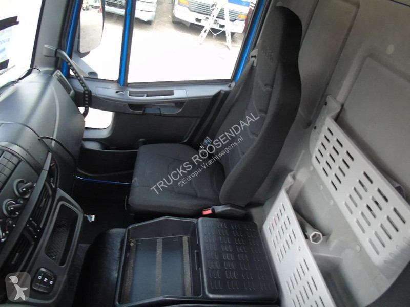 شاحنة Iveco 120E21 euro 6 + lift + lot in stock