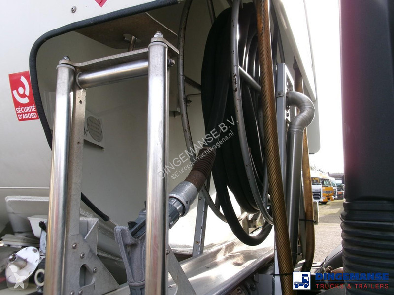 Lastbil Volvo 280 4X2 fuel tank 13.6 m3 / 4...
