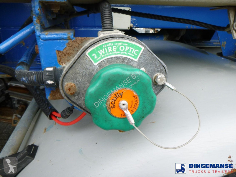 شاحنة Scania 230 DB 4x2 RHD fuel tank 12.4 m3 /...