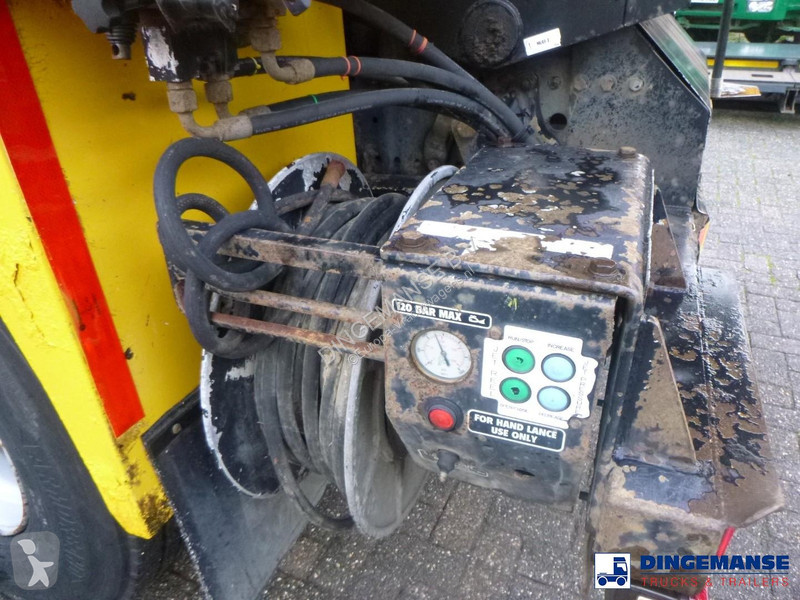 Camion Mercedes 1824 4x2 vacuum tank 8.1 m3