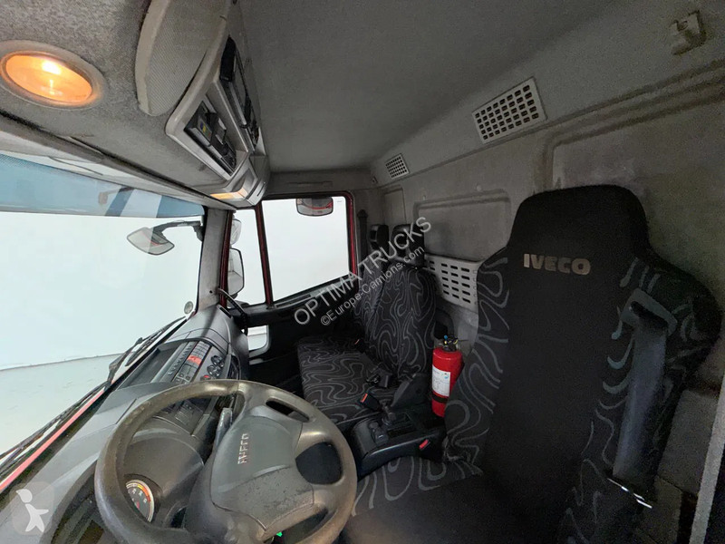 شاحنة Iveco EuroCargo 120 E22