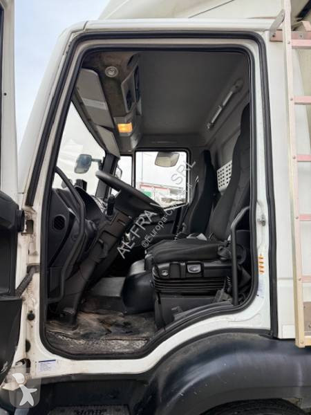 شاحنة Iveco
